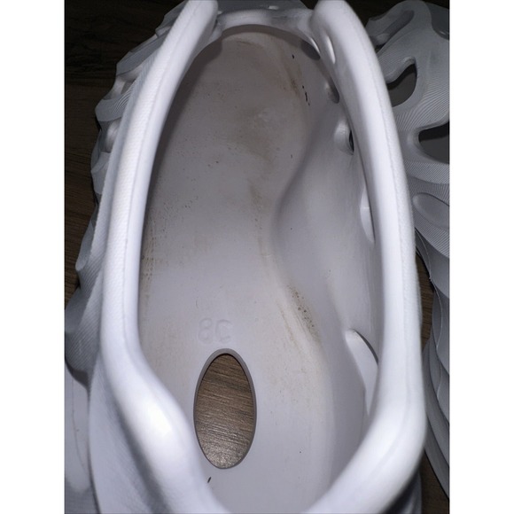 Adidas Adiplus‎ White Men\'s Size 8.5 Foam Look Shoes